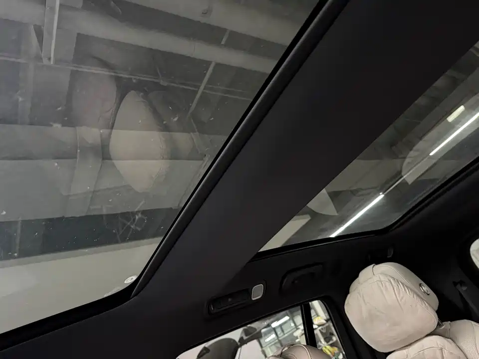 Li Auto Ideal L8