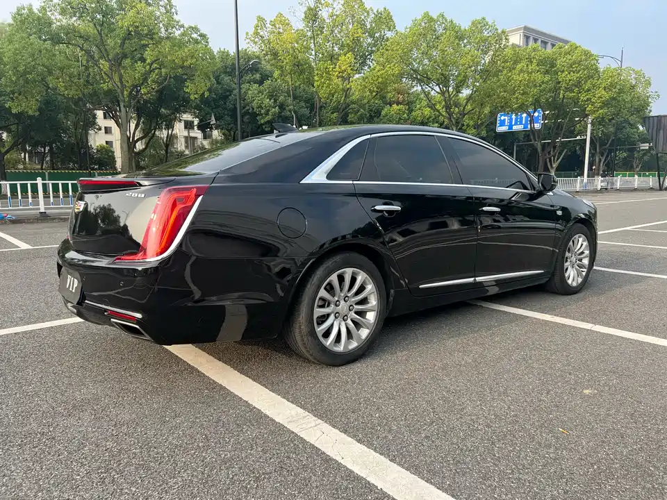 Cadillac XTS