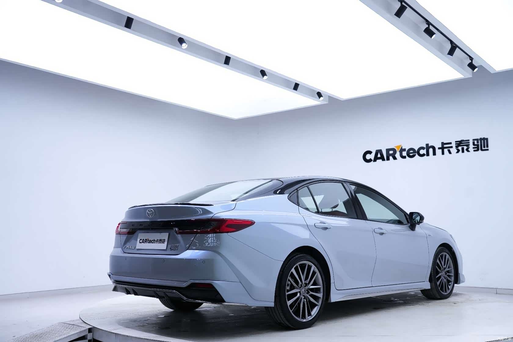 Toyota Camry, 2024 10