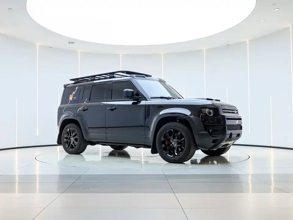 Land Rover guard