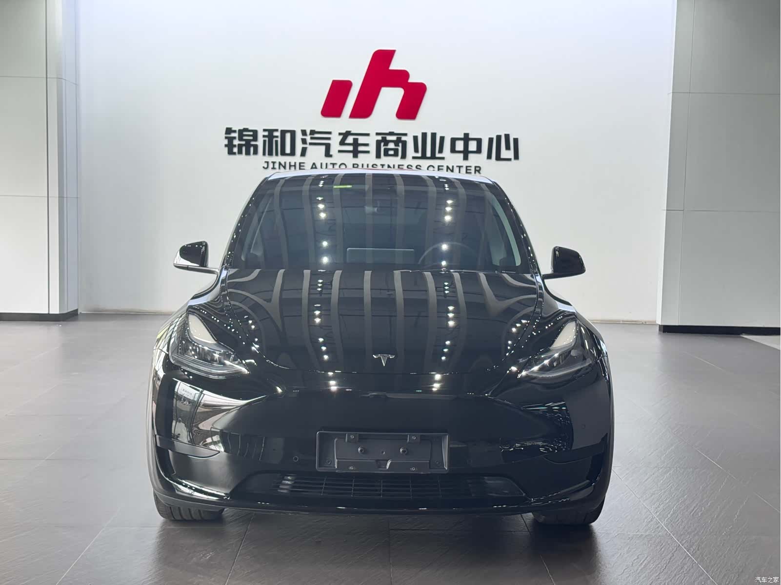 Tesla Model Y, 2023 2
