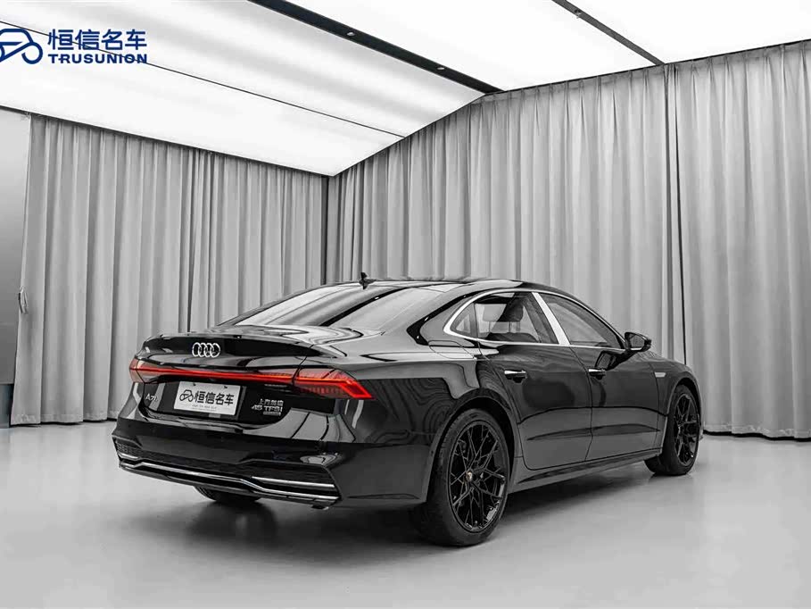 Audi A7L