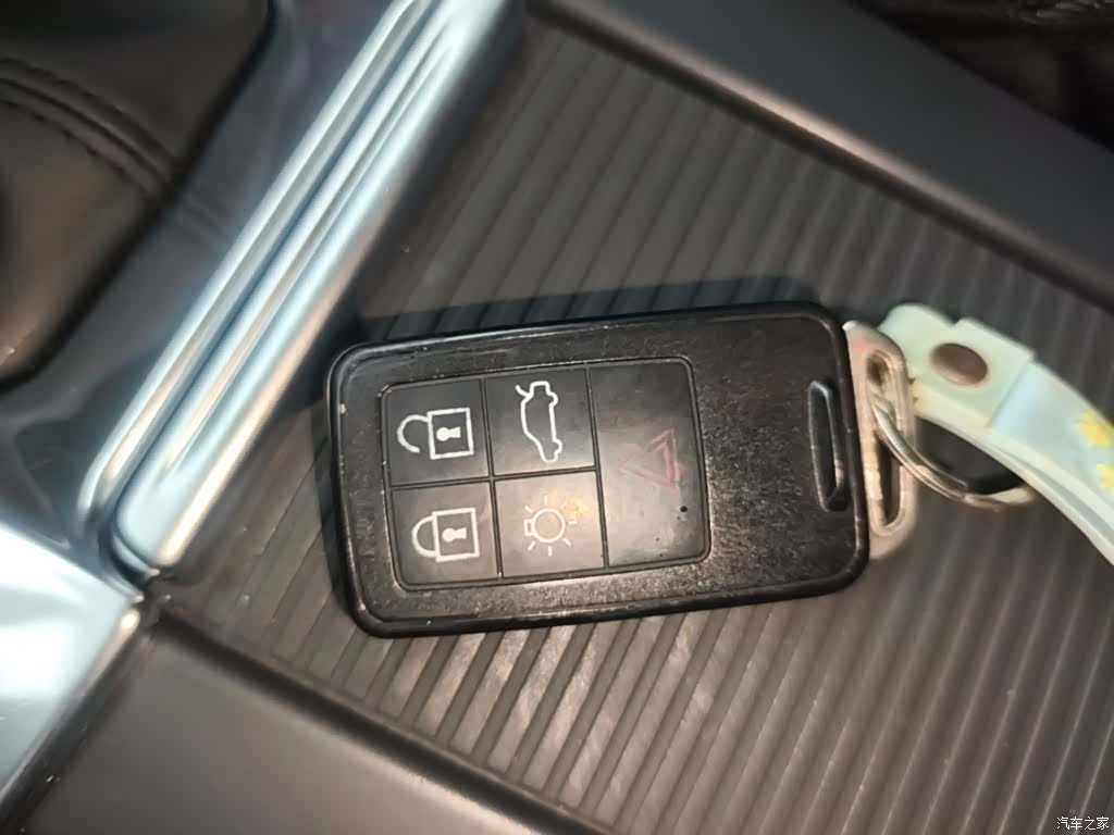 Volvo S60, 2016 17