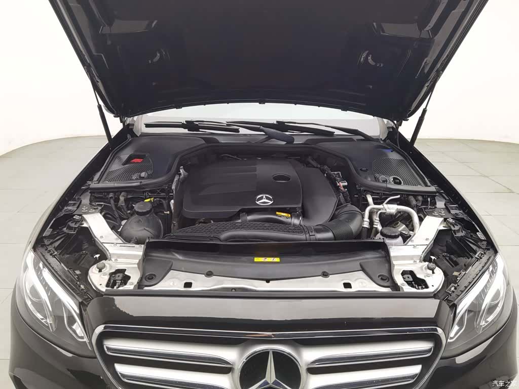 Mercedes-Benz E-Class, 2019 6
