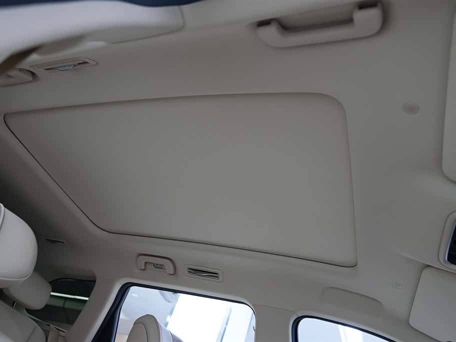 AITO Ask the world M7