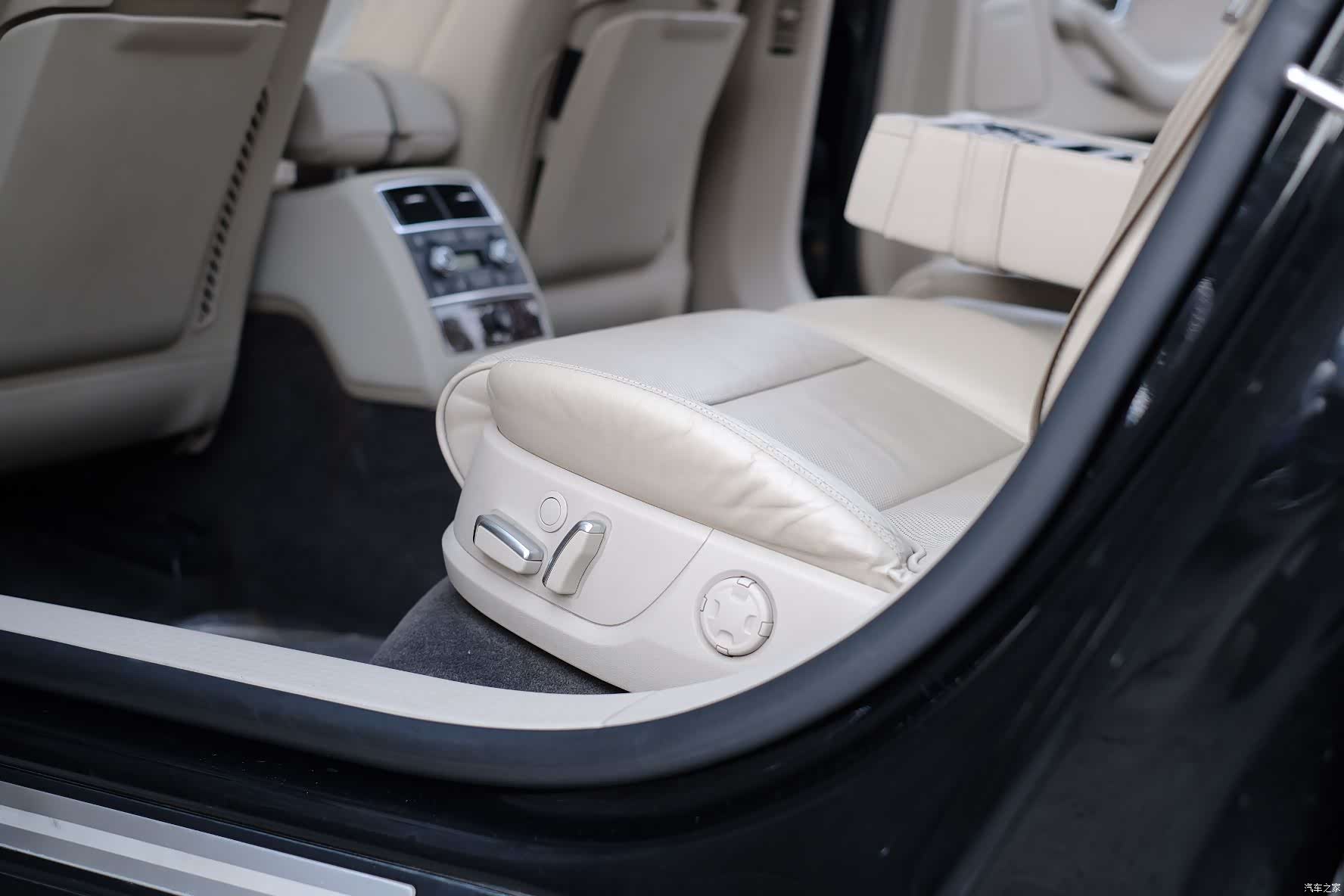 Audi A8L, 2009 34