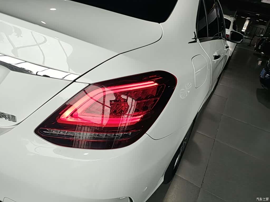 Mercedes-Benz C-Class, 2021 24