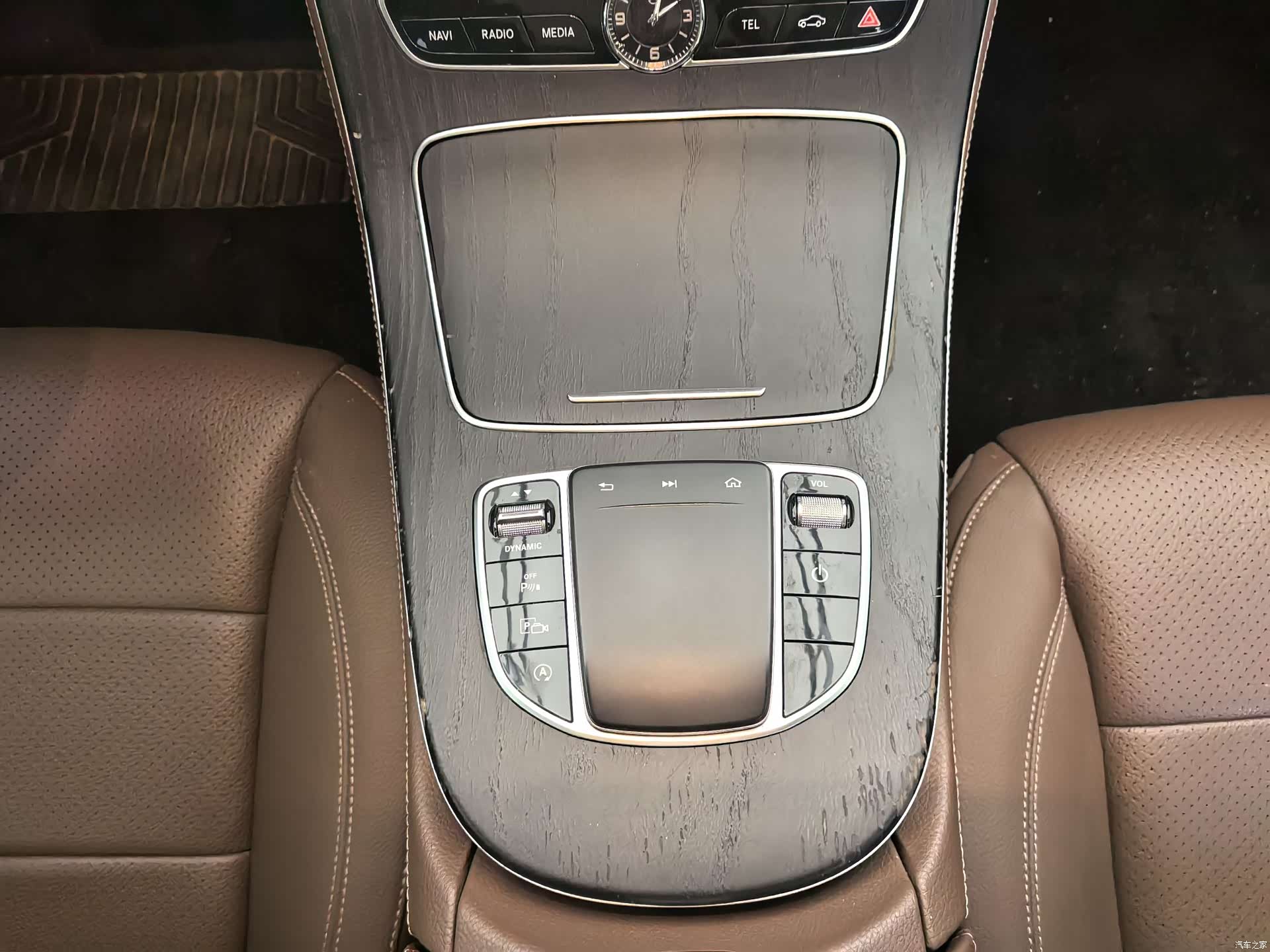 Mercedes-Benz E-Class, 2019 7