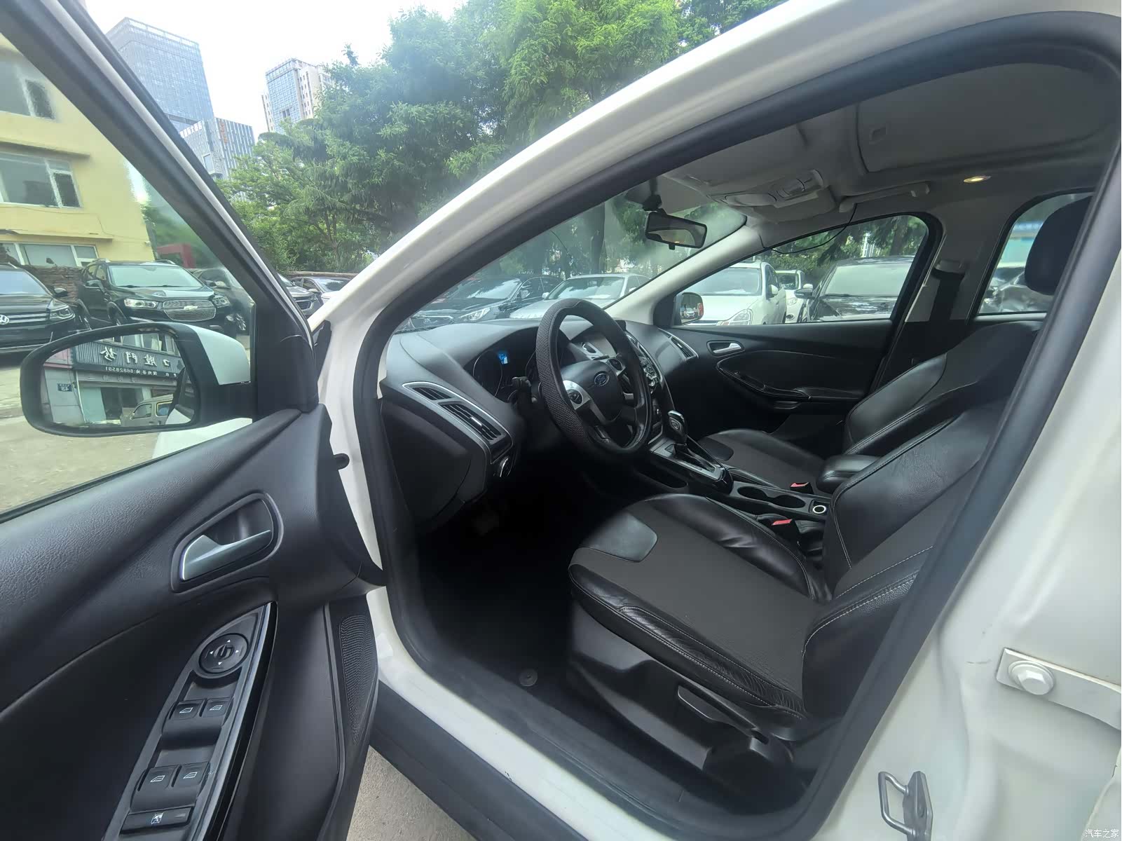 Ford Focus, 2013 8
