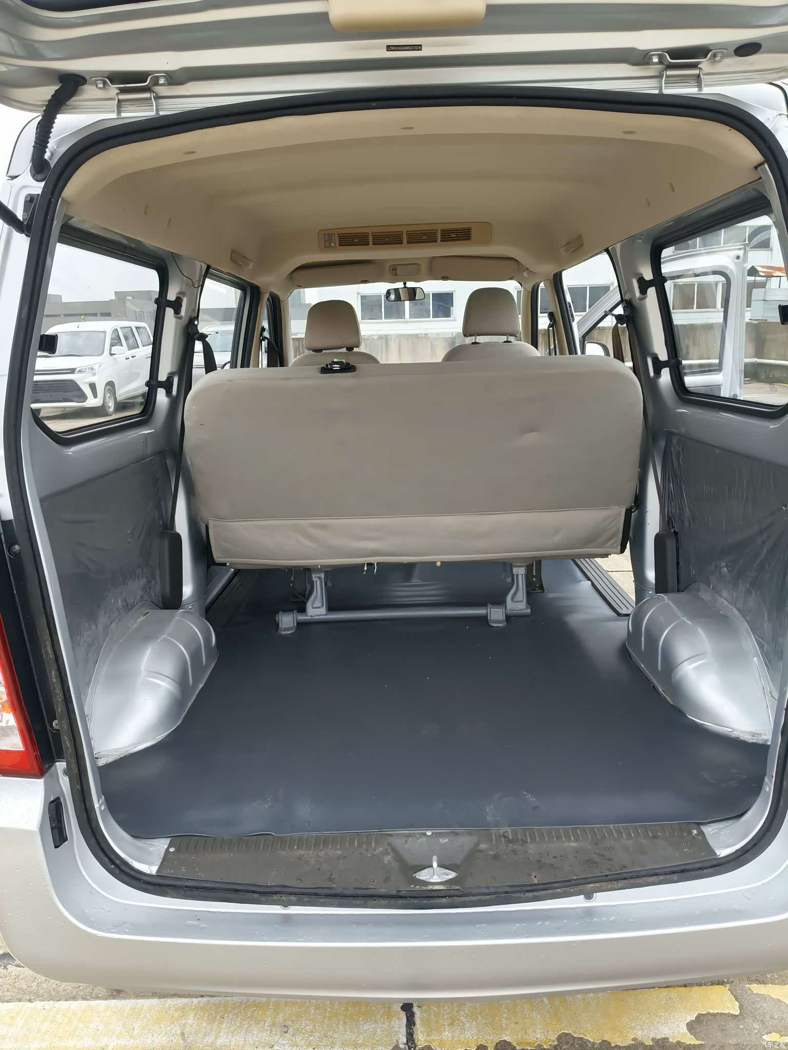 Wuling S, 2022 11