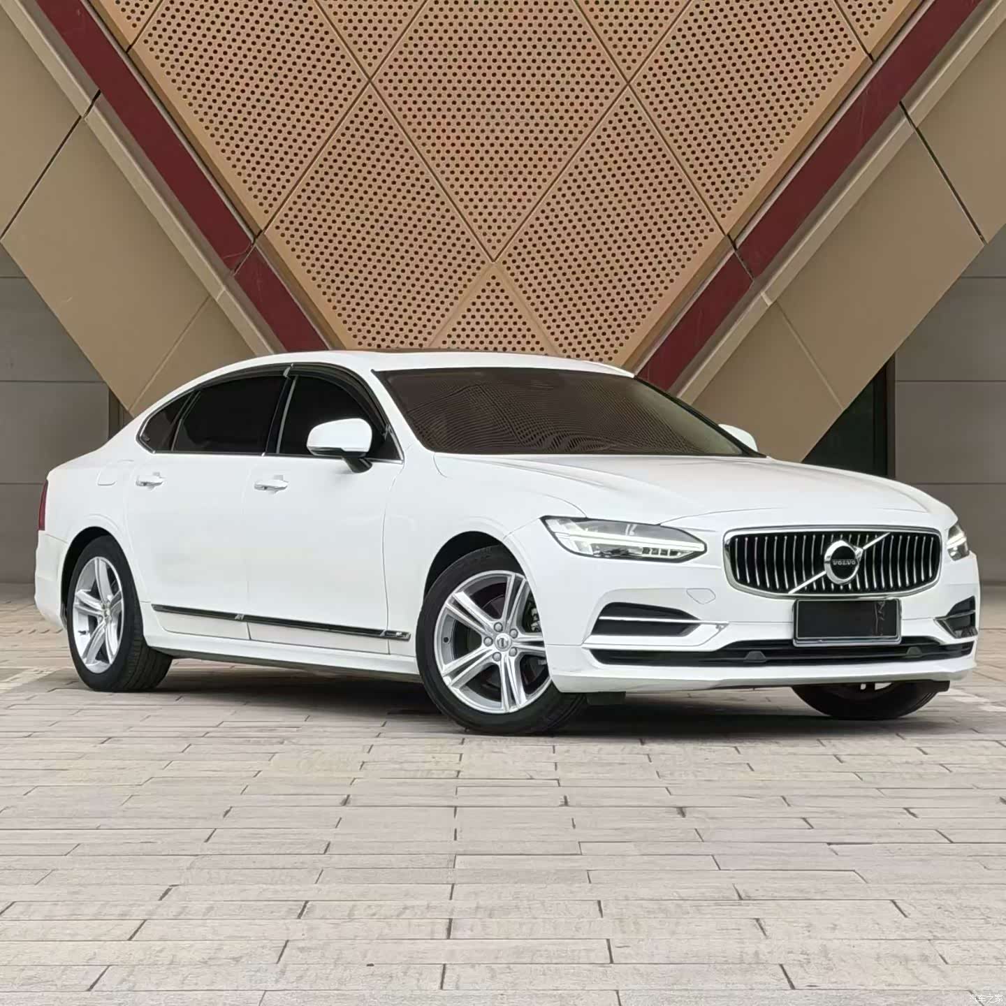 Volvo S90, 2019 3