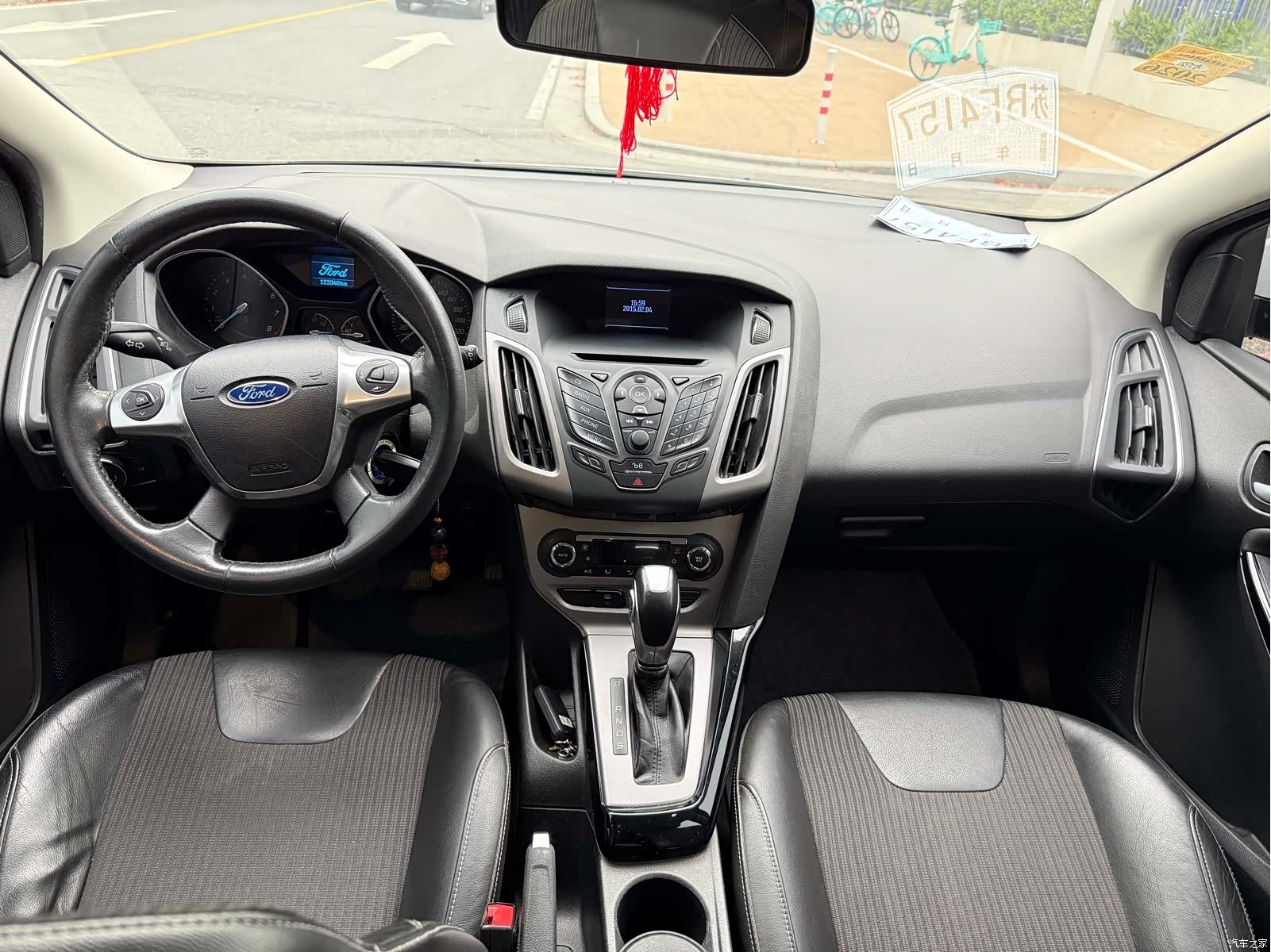 Ford Focus, 2014 7