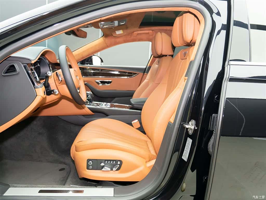 Bentley Flying Spur, 2022 8