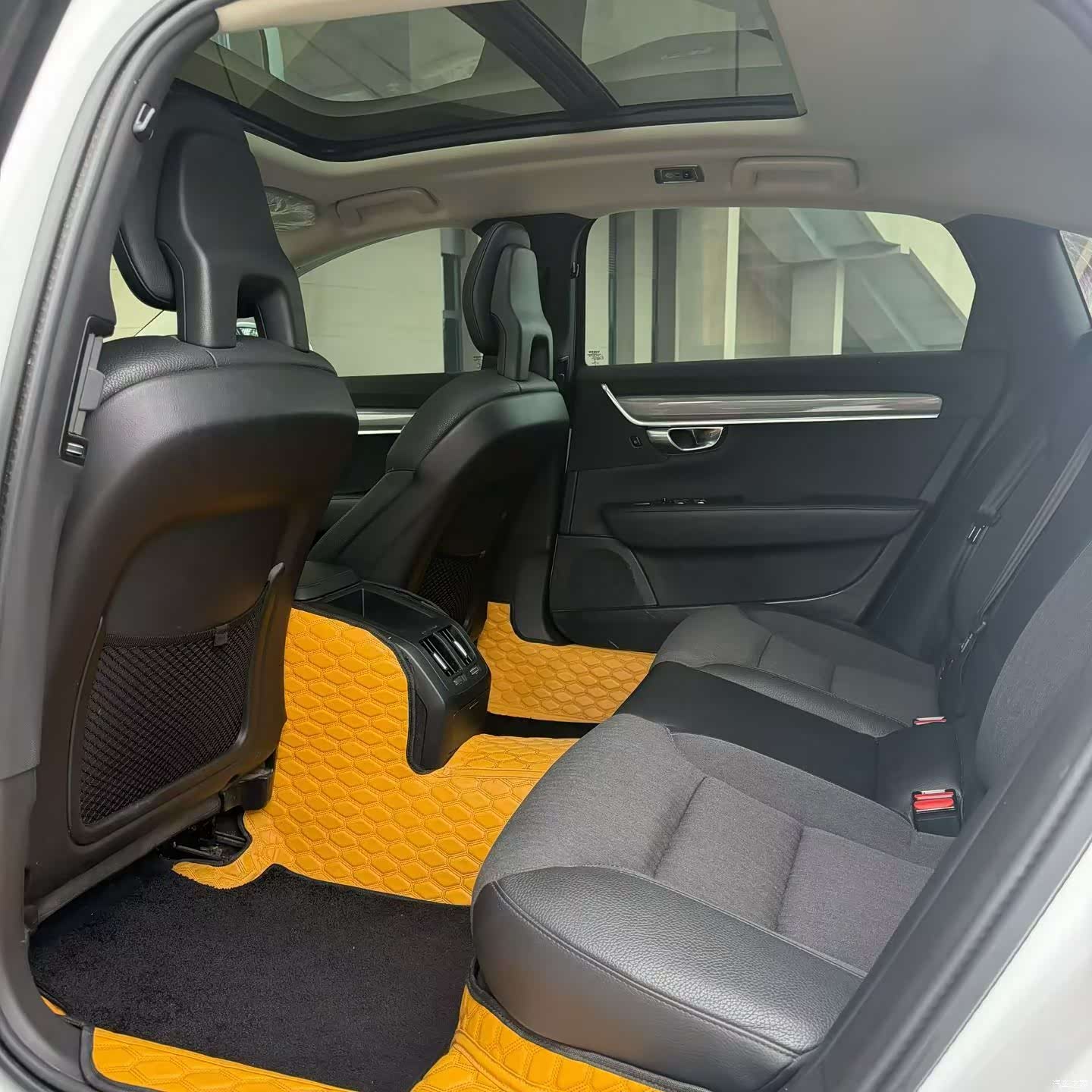Volvo S90, 2019 9
