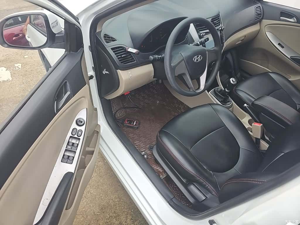 Hyundai GLS, 2016 16