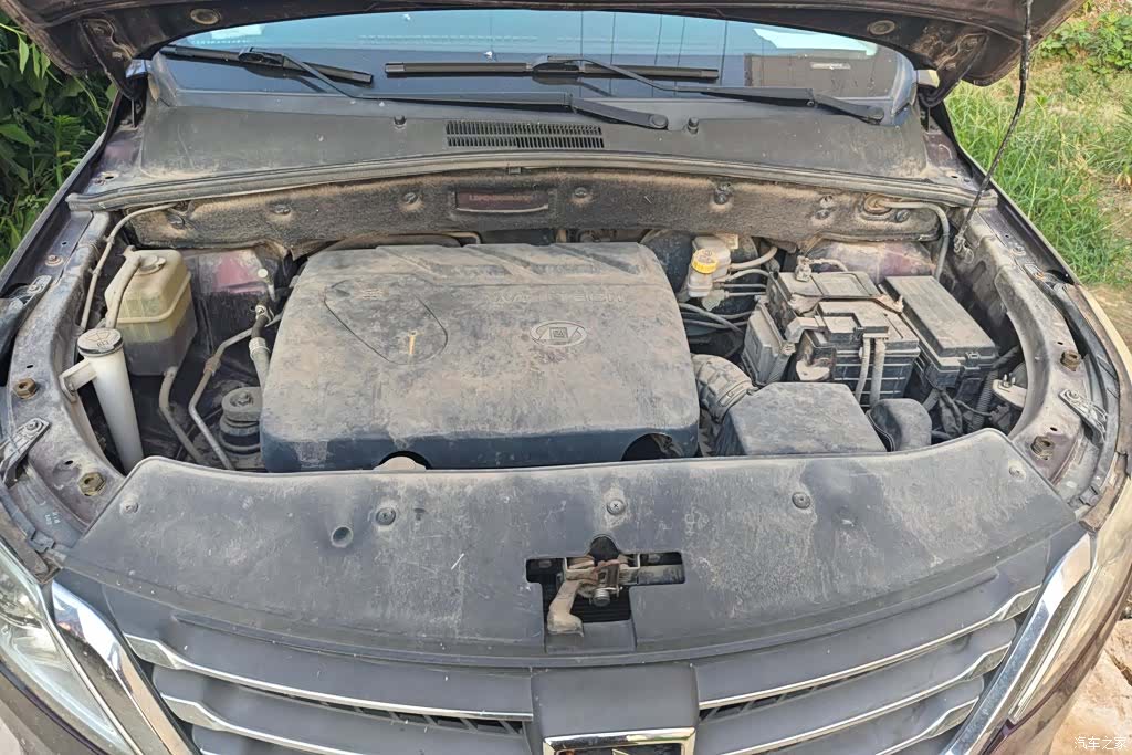 Wuling 560, 2016 10