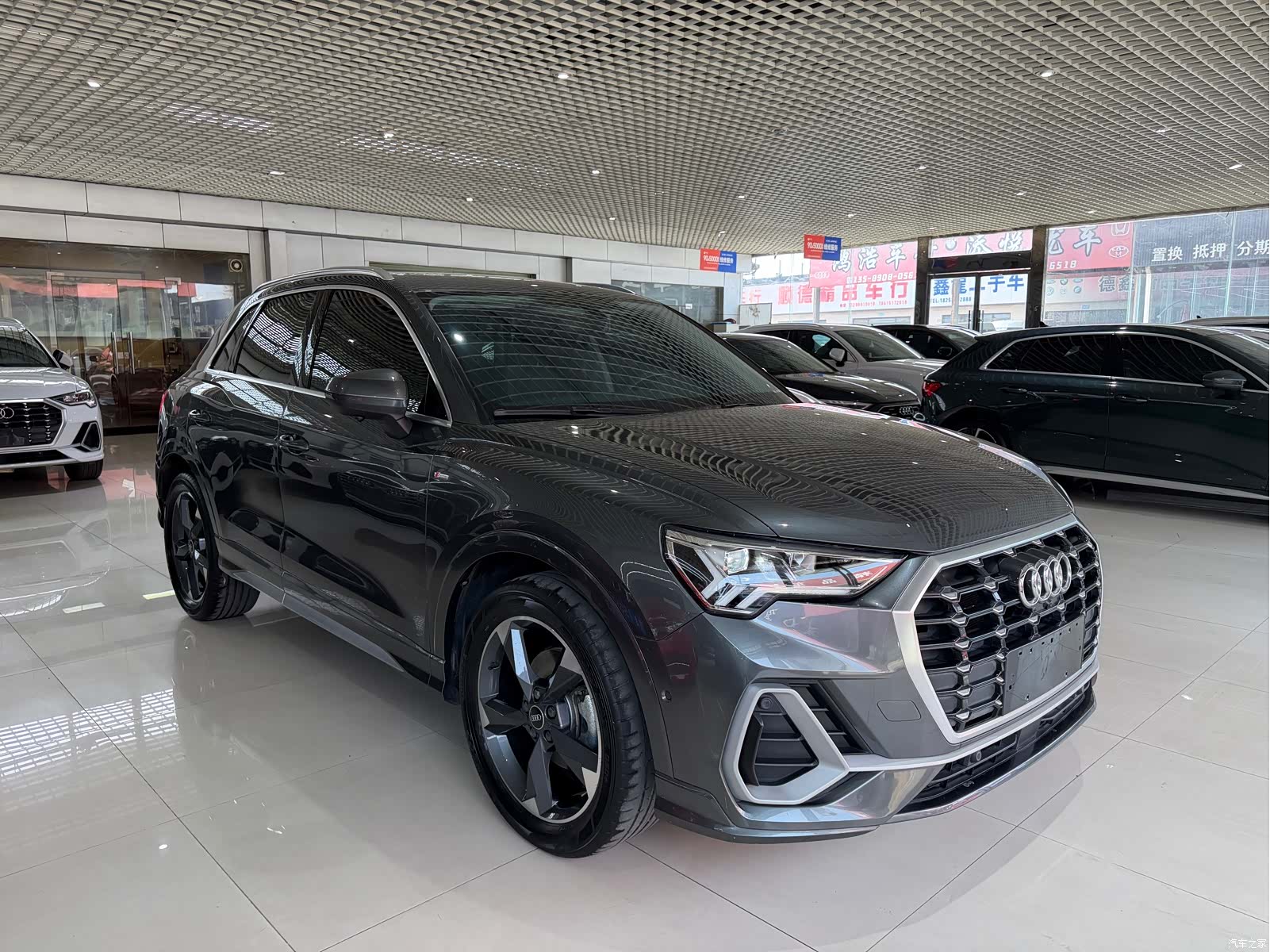 Audi Q3, 2022 3