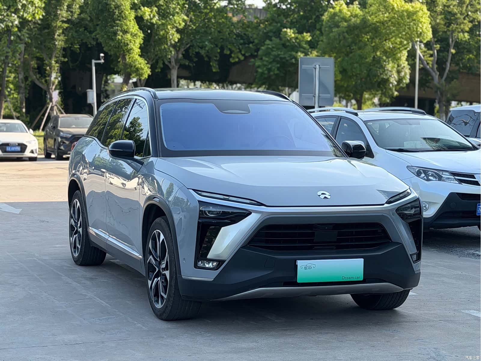 NIO ES8, 2021 3