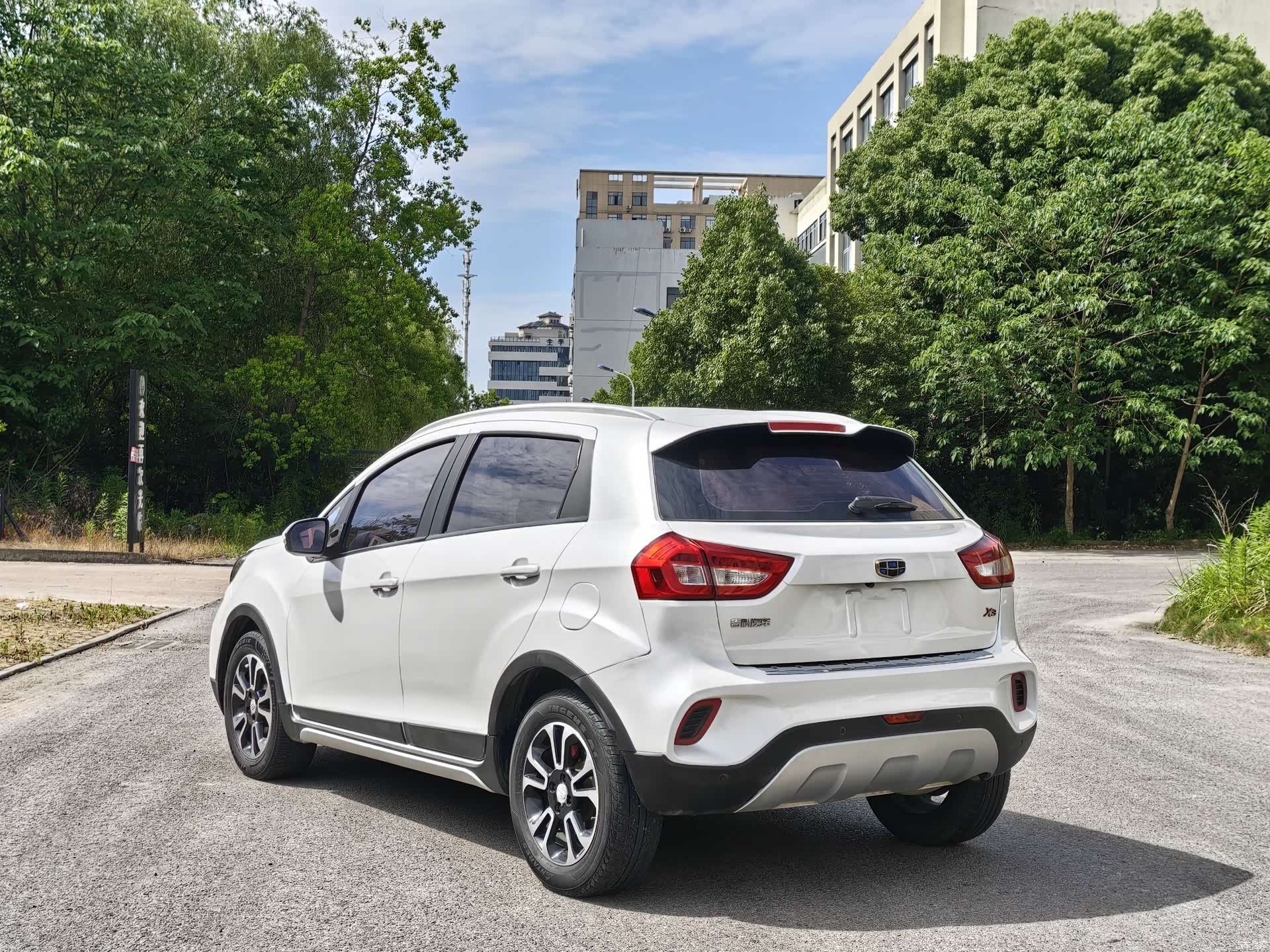 Geely X3, 2018 4