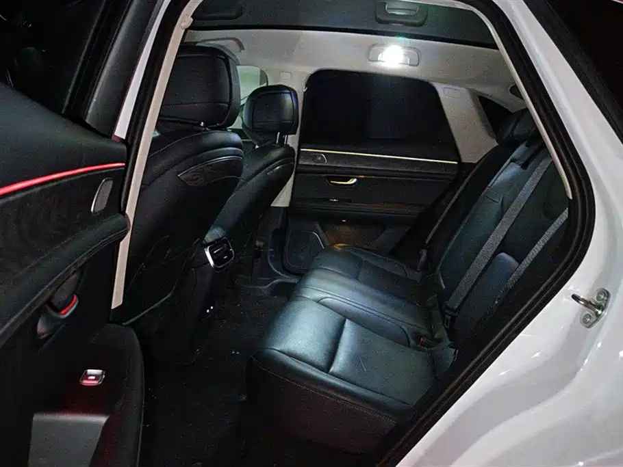 AITO Ask the world M5