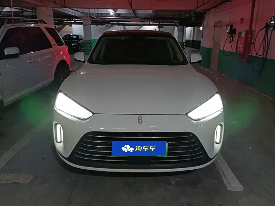 AITO Ask the world M5