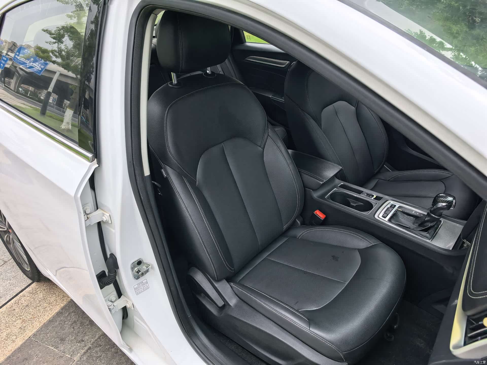 Roewe i6, 2019 12