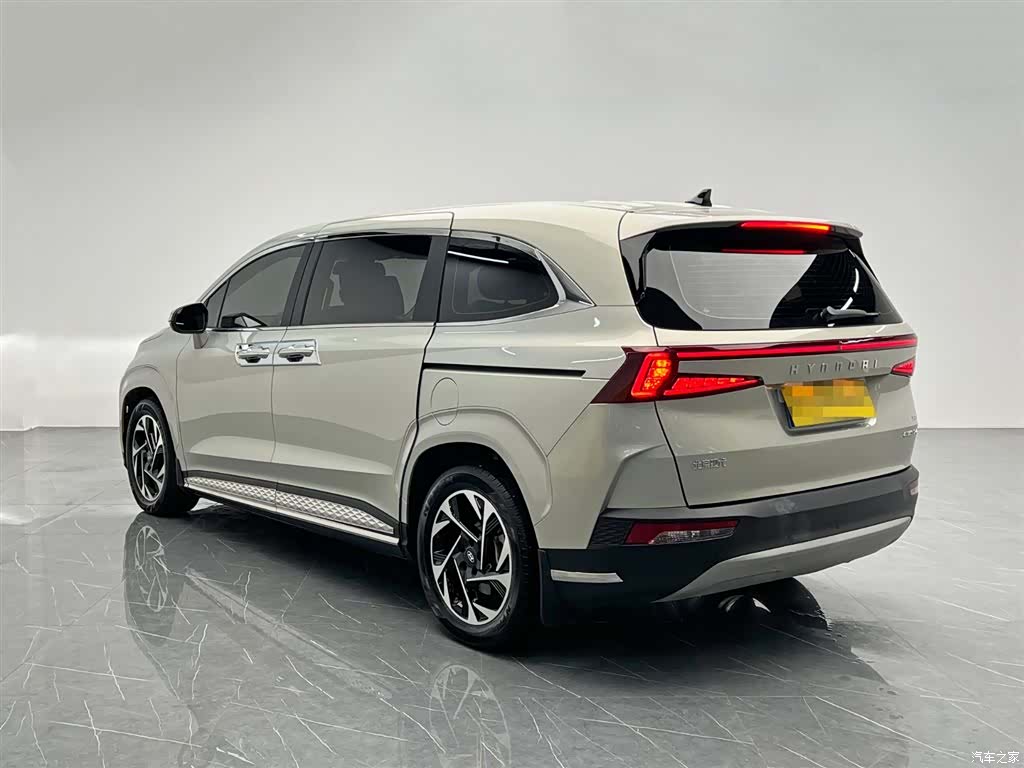 Hyundai Custo, 2022 4