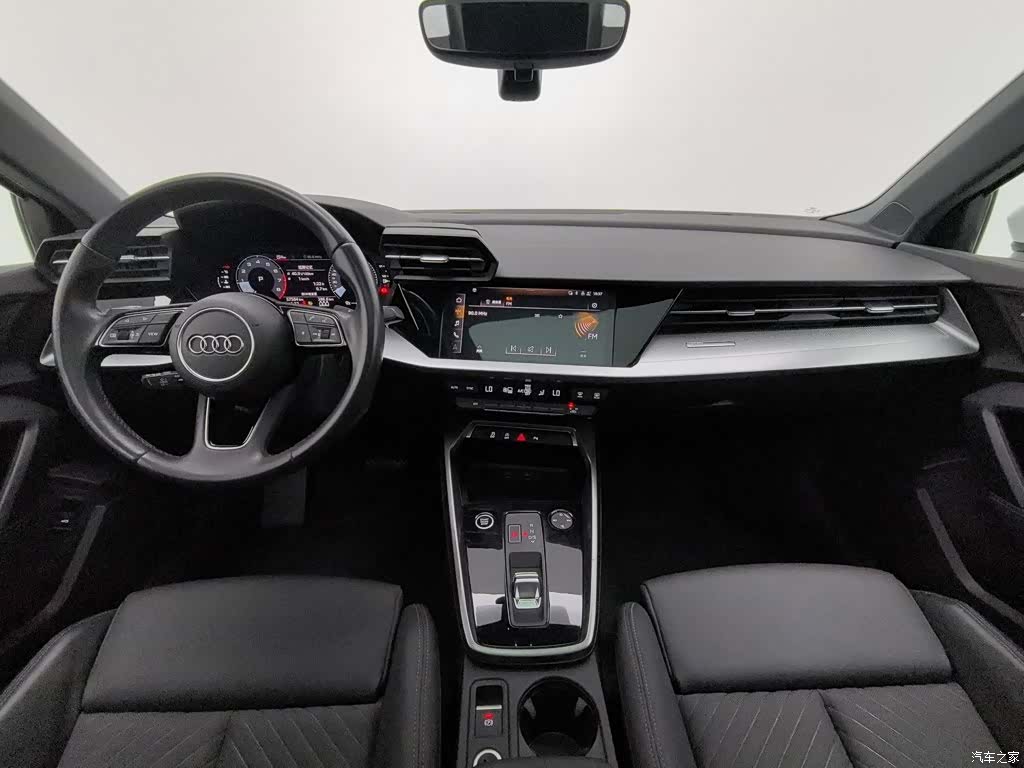 Audi A3, 2022 все фото