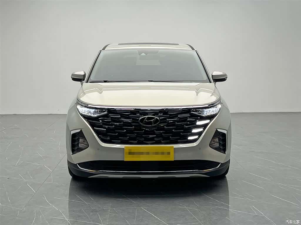 Hyundai Custo, 2022 2