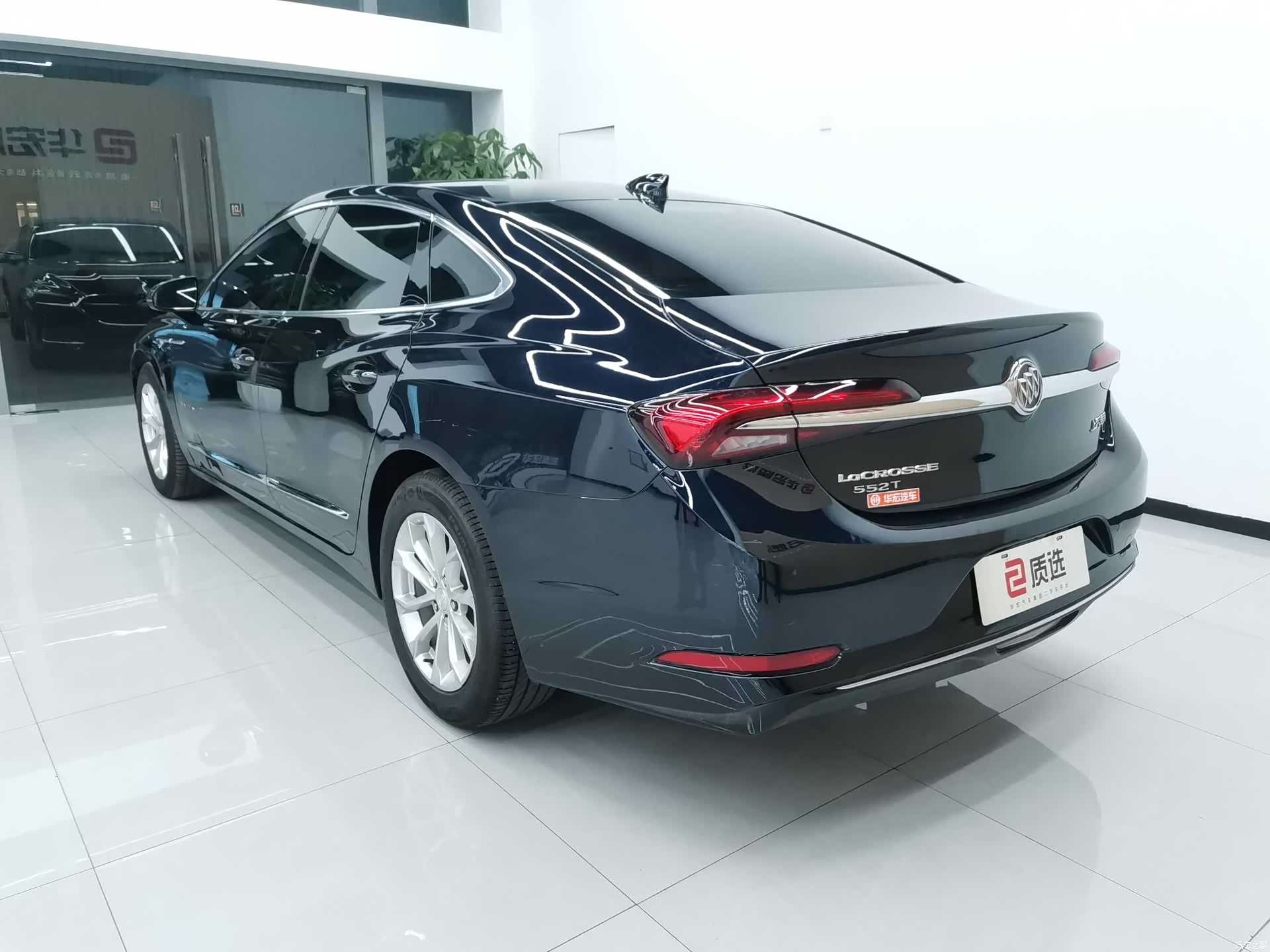 Buick LaCrosse, 2022 3