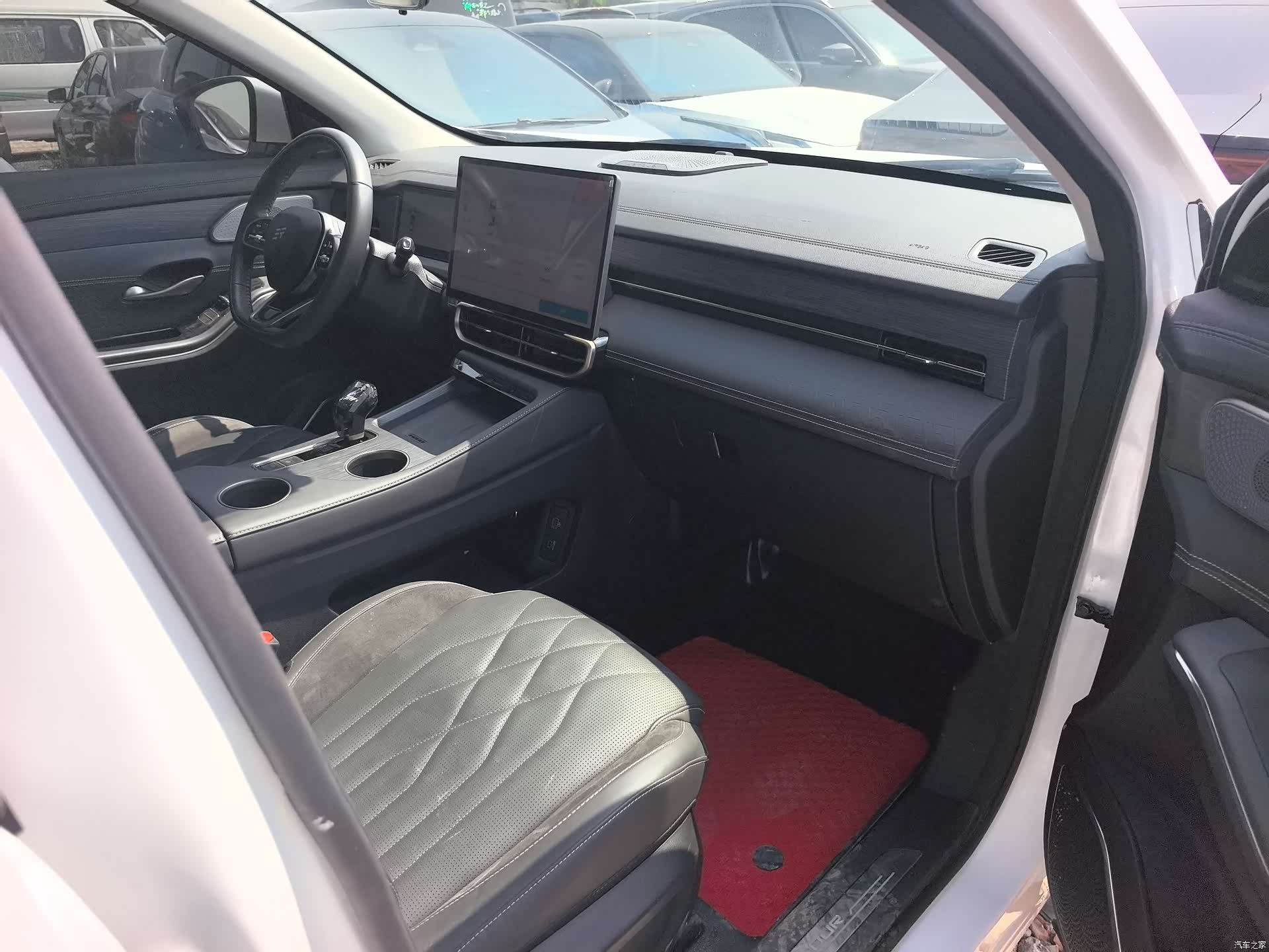 Jetour L9, 2024 10