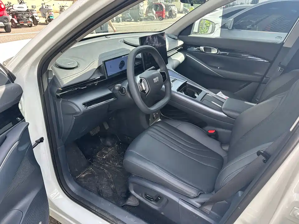 Geely Galaxy Galaxy E5