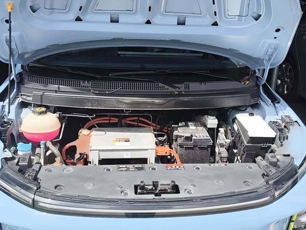 Geely E, 2023 10