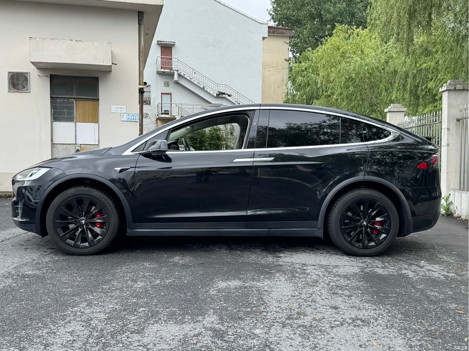 Tesla Model X, 2019 3