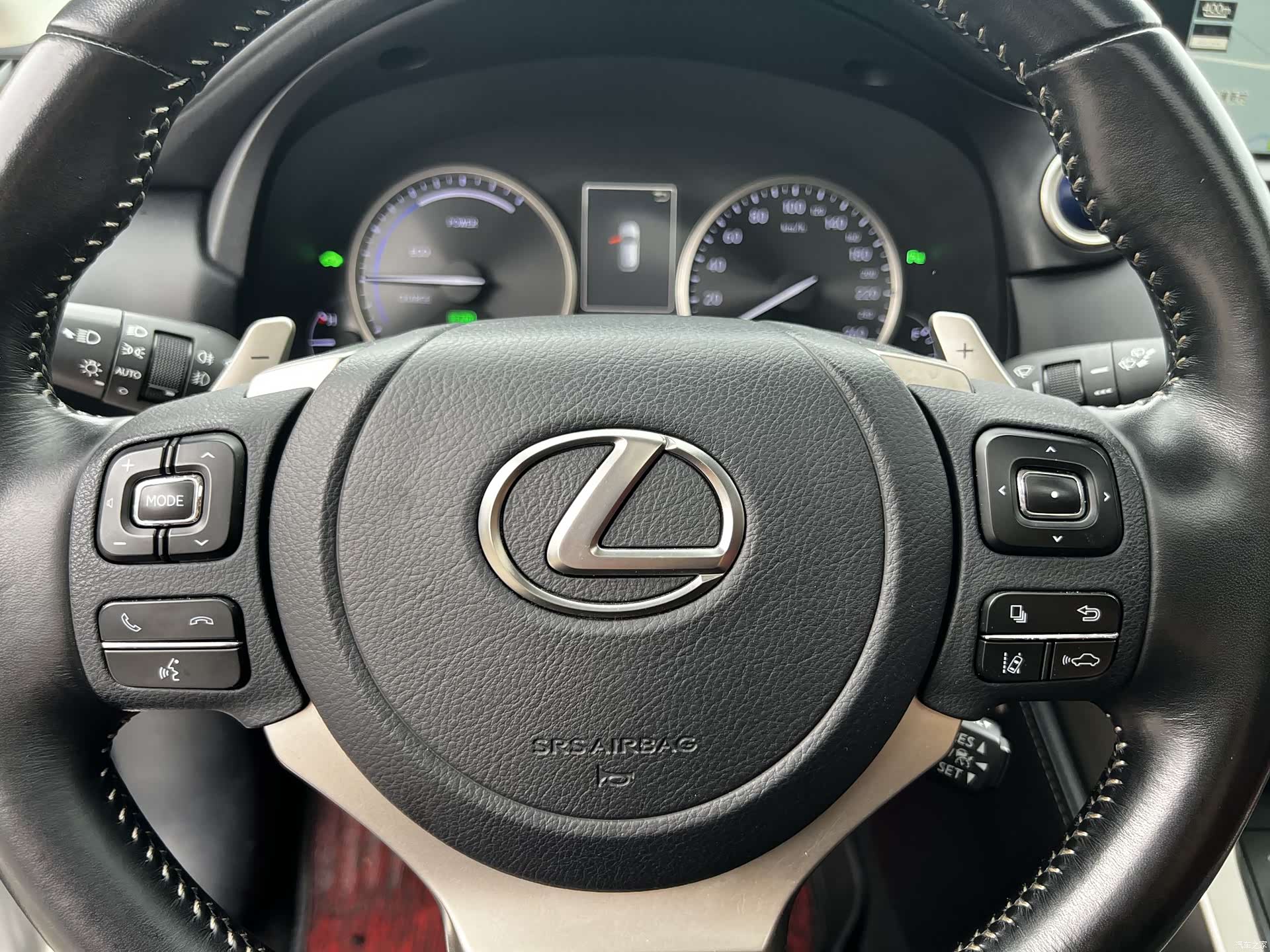 Lexus NX, 2020 15