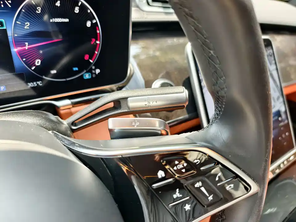 Mercedes-Benz S-class Mercedes-Benz S-class