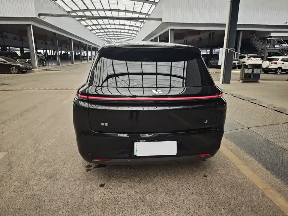 Li Auto Ideal L8