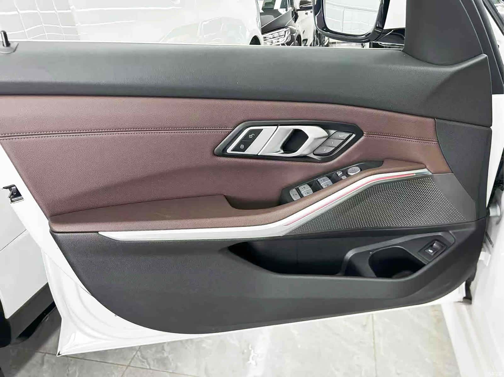 BMW 3 Series, 2023 12