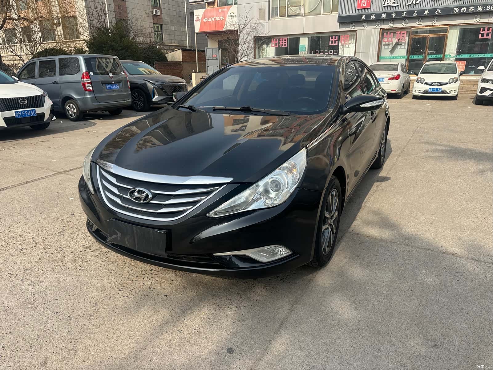 Hyundai Sonata, 2013 1