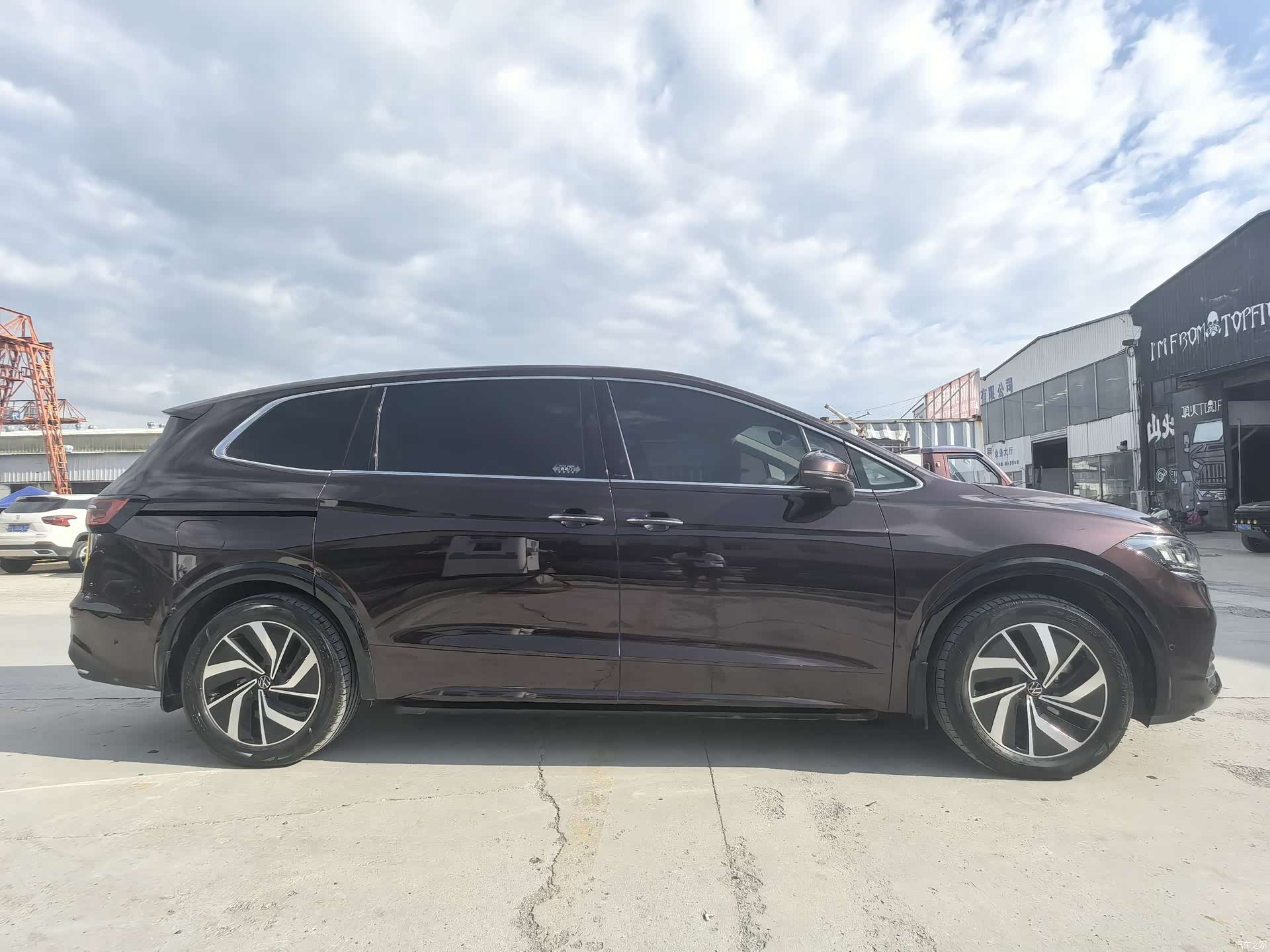 Volkswagen Viloran, 2023 все фото