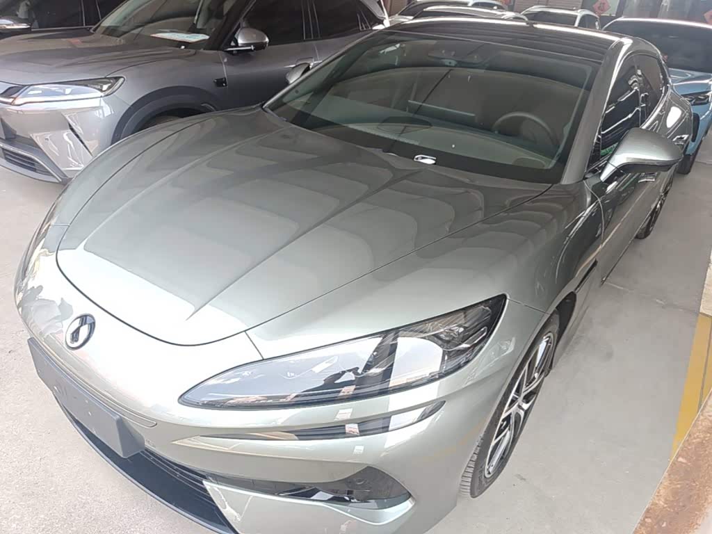 Denza Z9GT