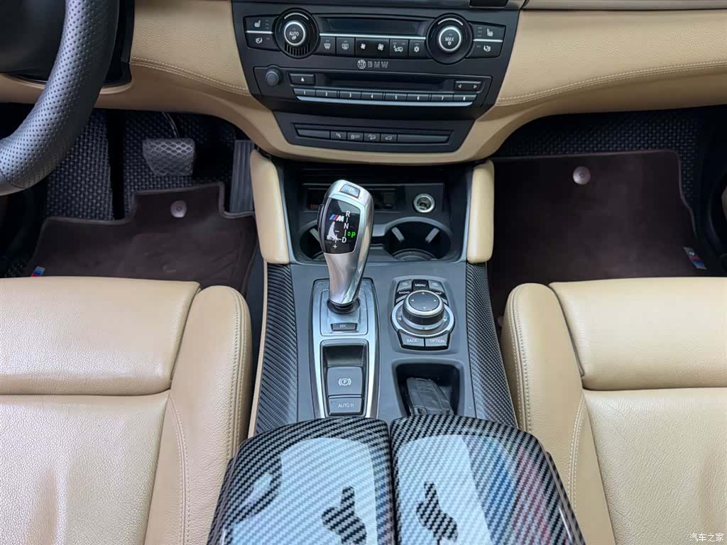 BMW X6, 2011 7