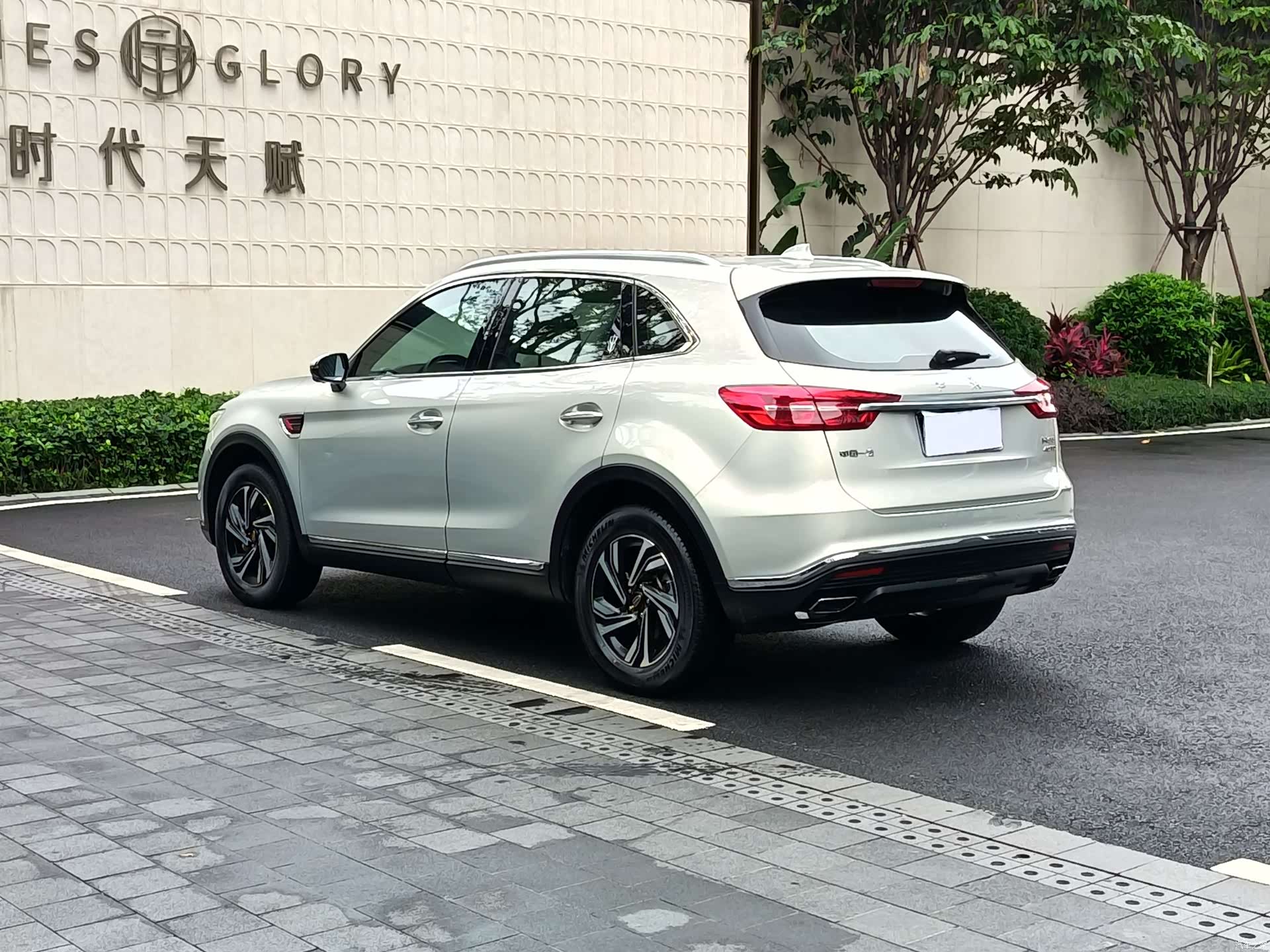 Hongqi HS5, 2022 6