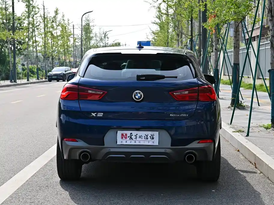 BMW X2