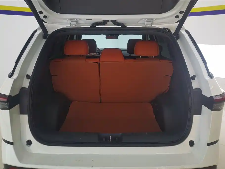 Toyota Platinum Wisdom 3X