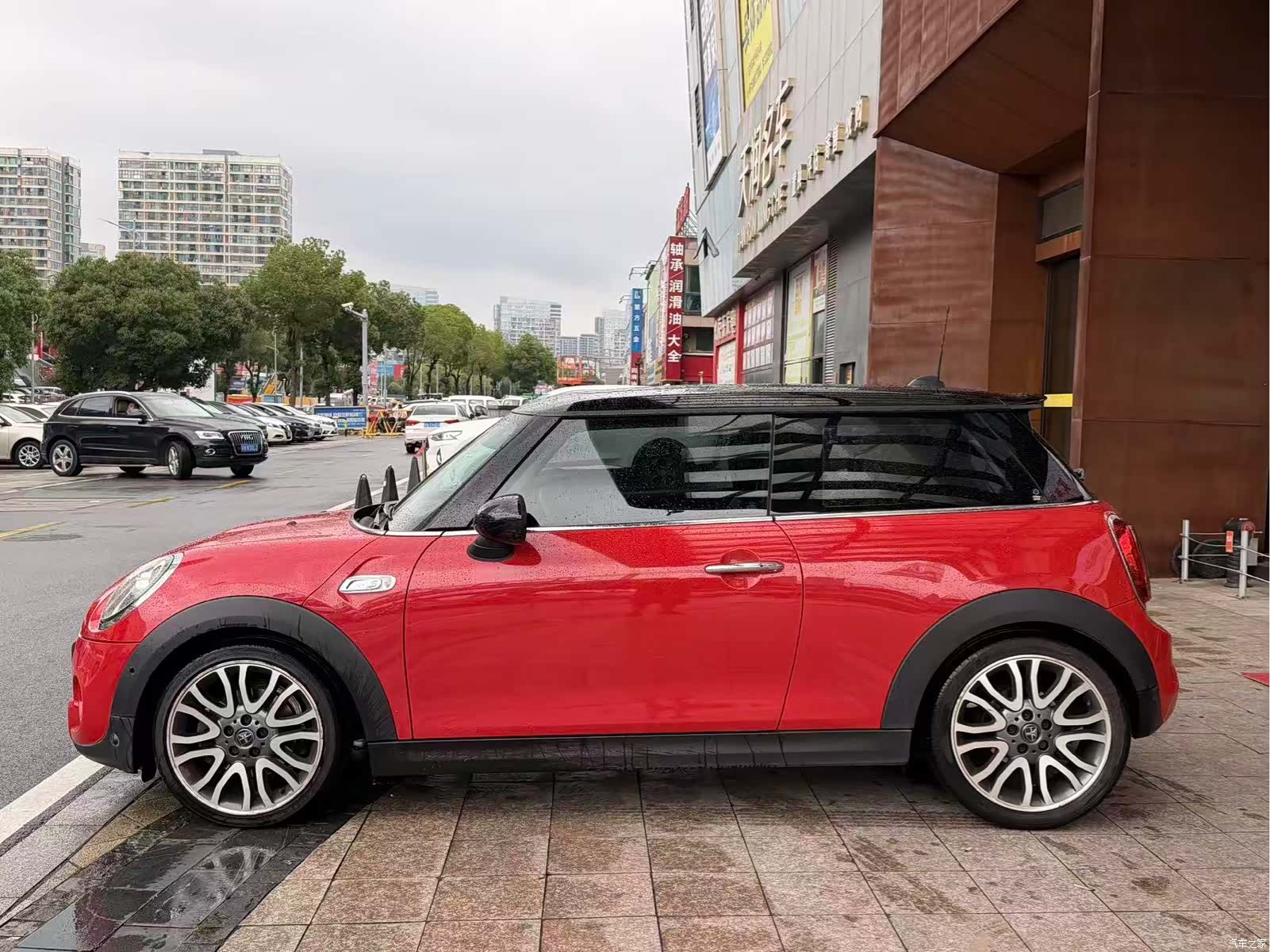 Mini Cooper, 2019 3
