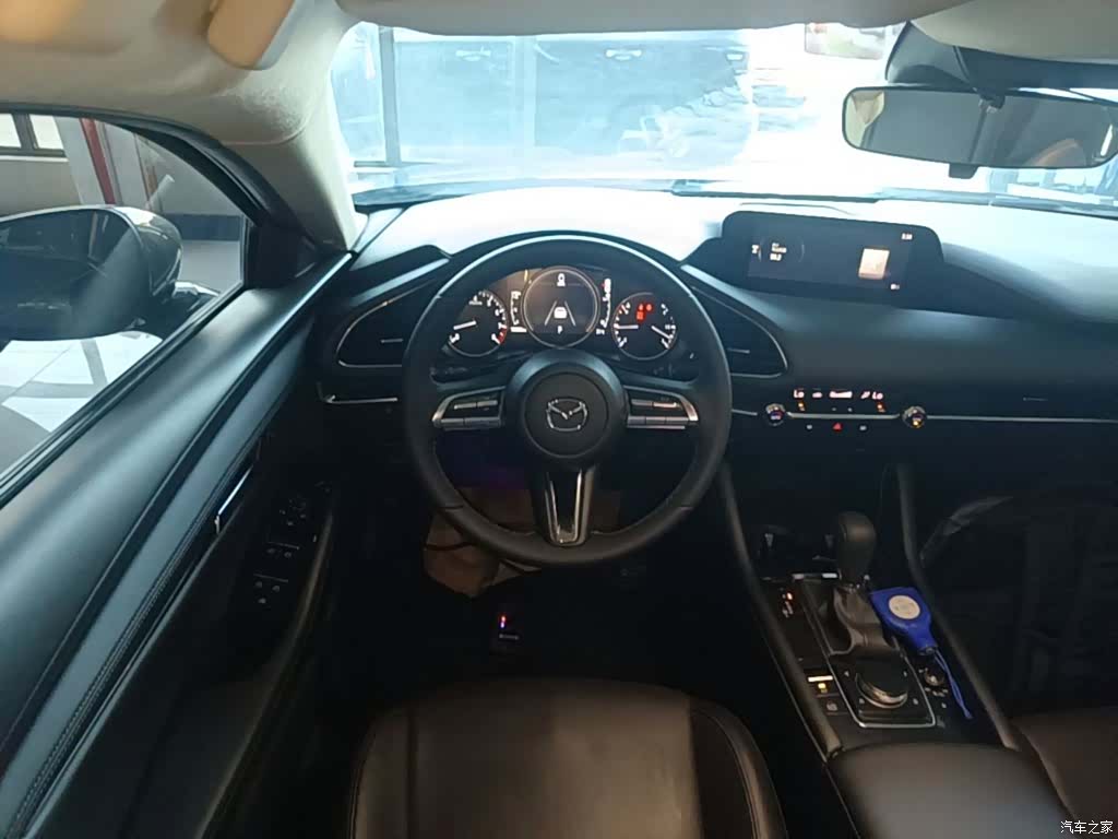 Mazda Mazda3, 2020 11