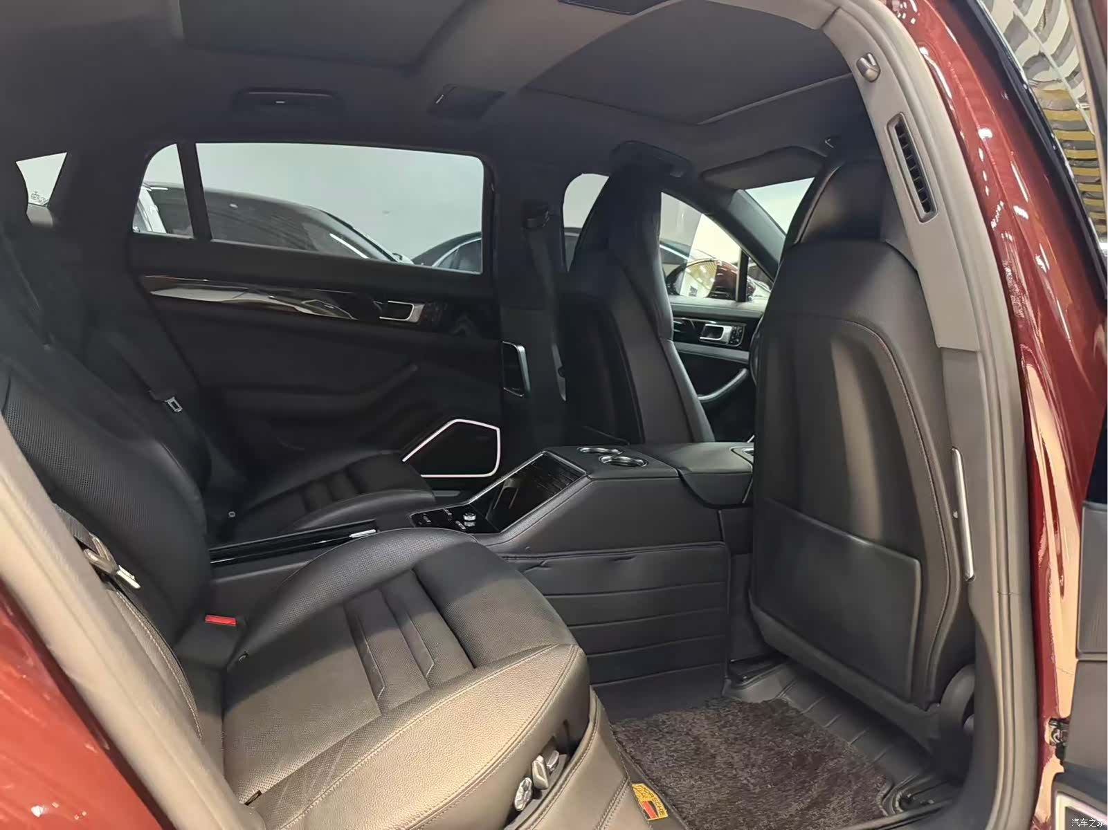 Porsche Panamera, 2018 9