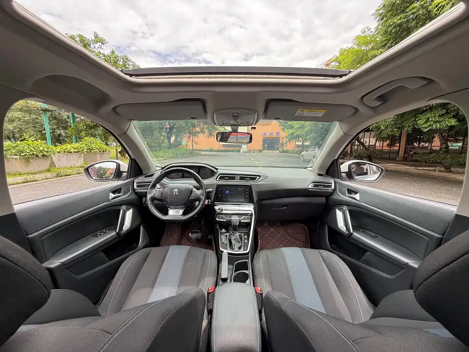 Peugeot 308