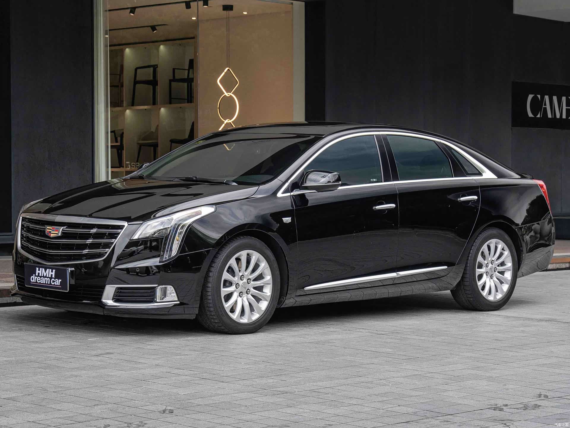 Cadillac XTS